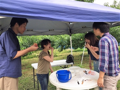 桃狩り 山梨 いいじまフルーツ観光園